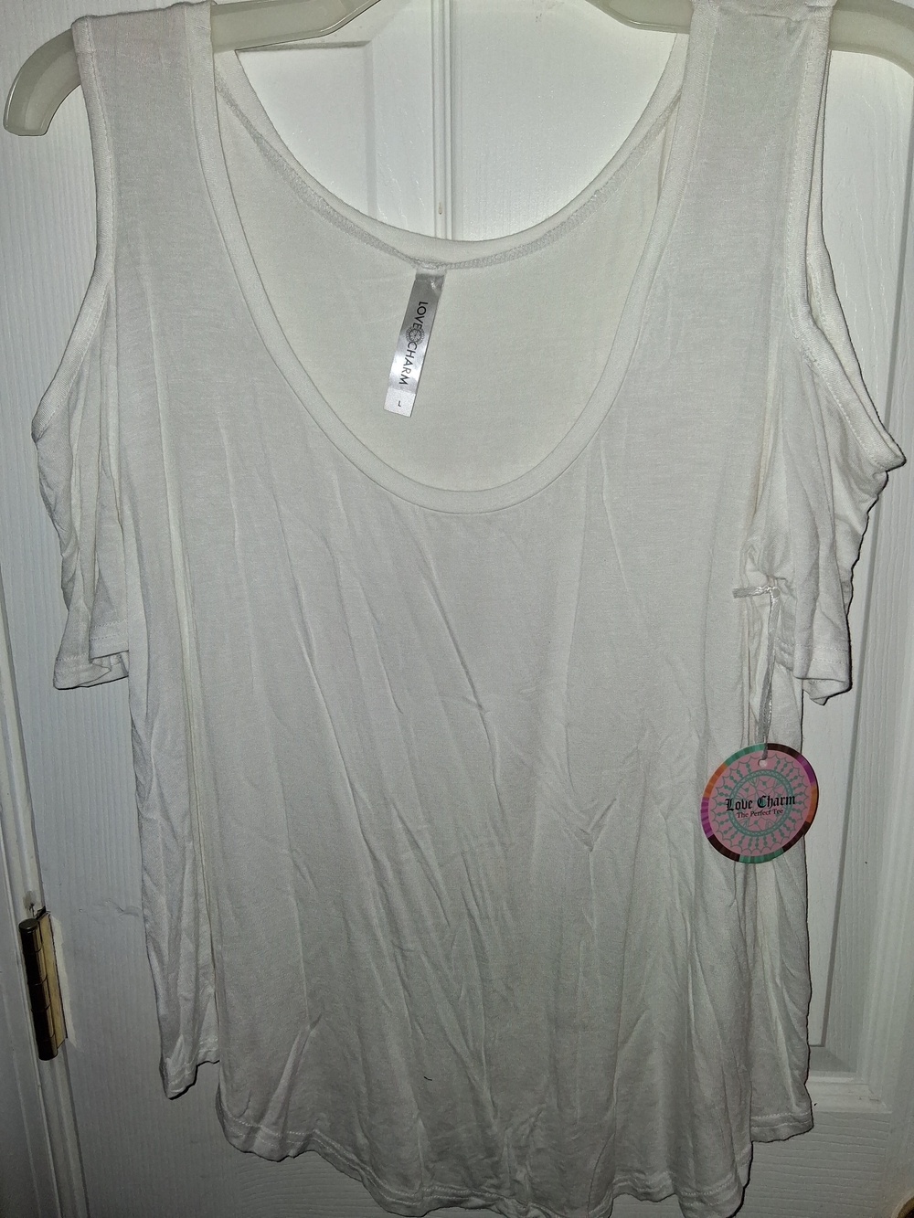 Love & Charm Women’s White Cold-Shoulder Scoop Neck Top